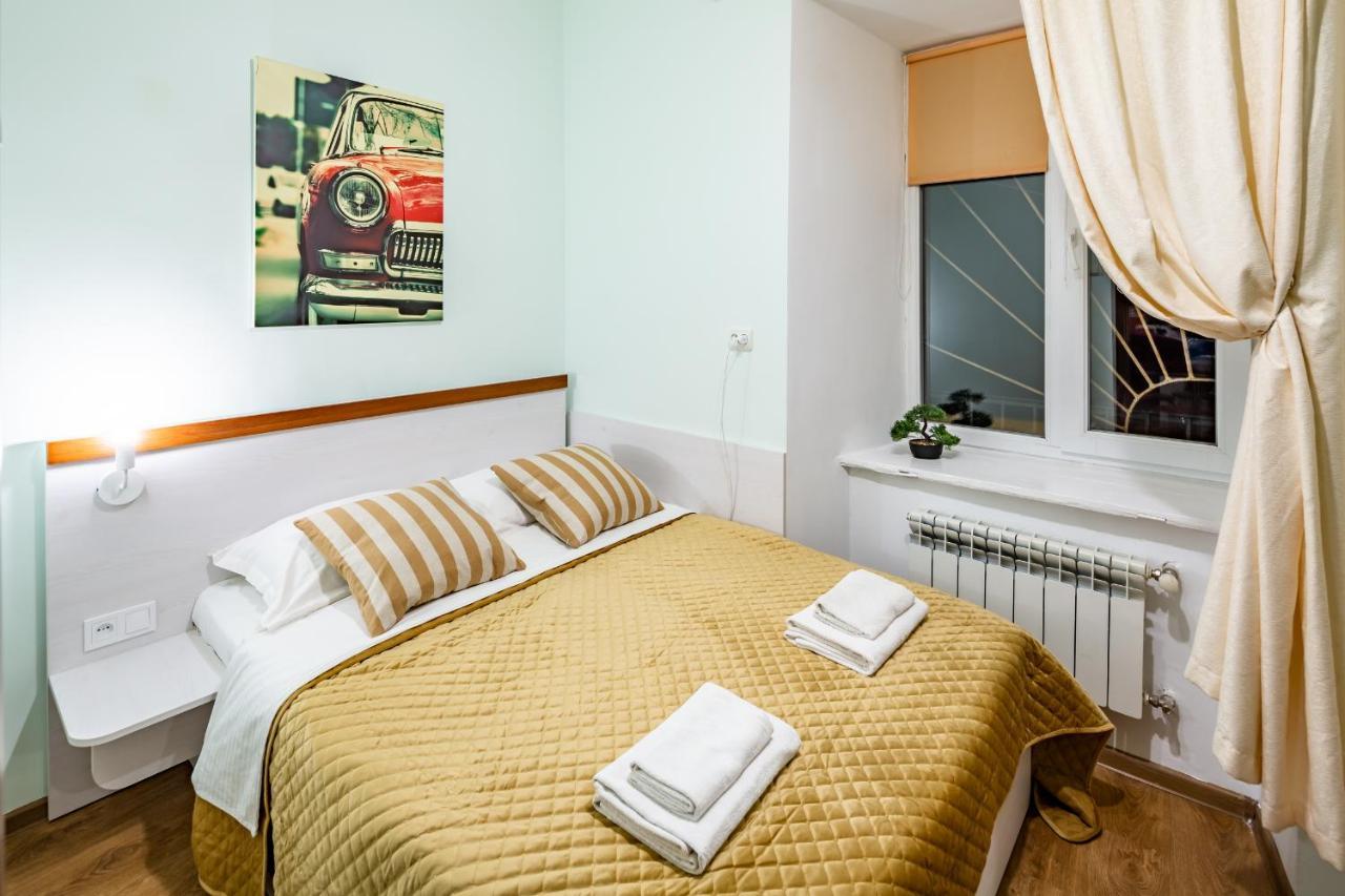 Rainbow Apartment Near Rynok Sq إلفيف المظهر الخارجي الصورة